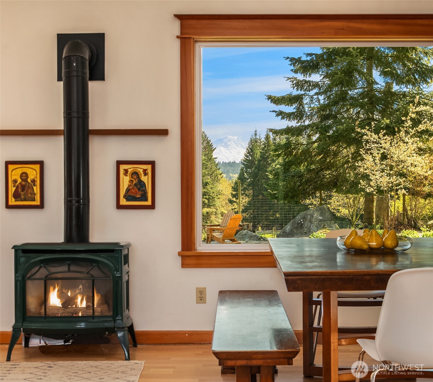 23419 107th Avenue SW, Vashon, WA 98070