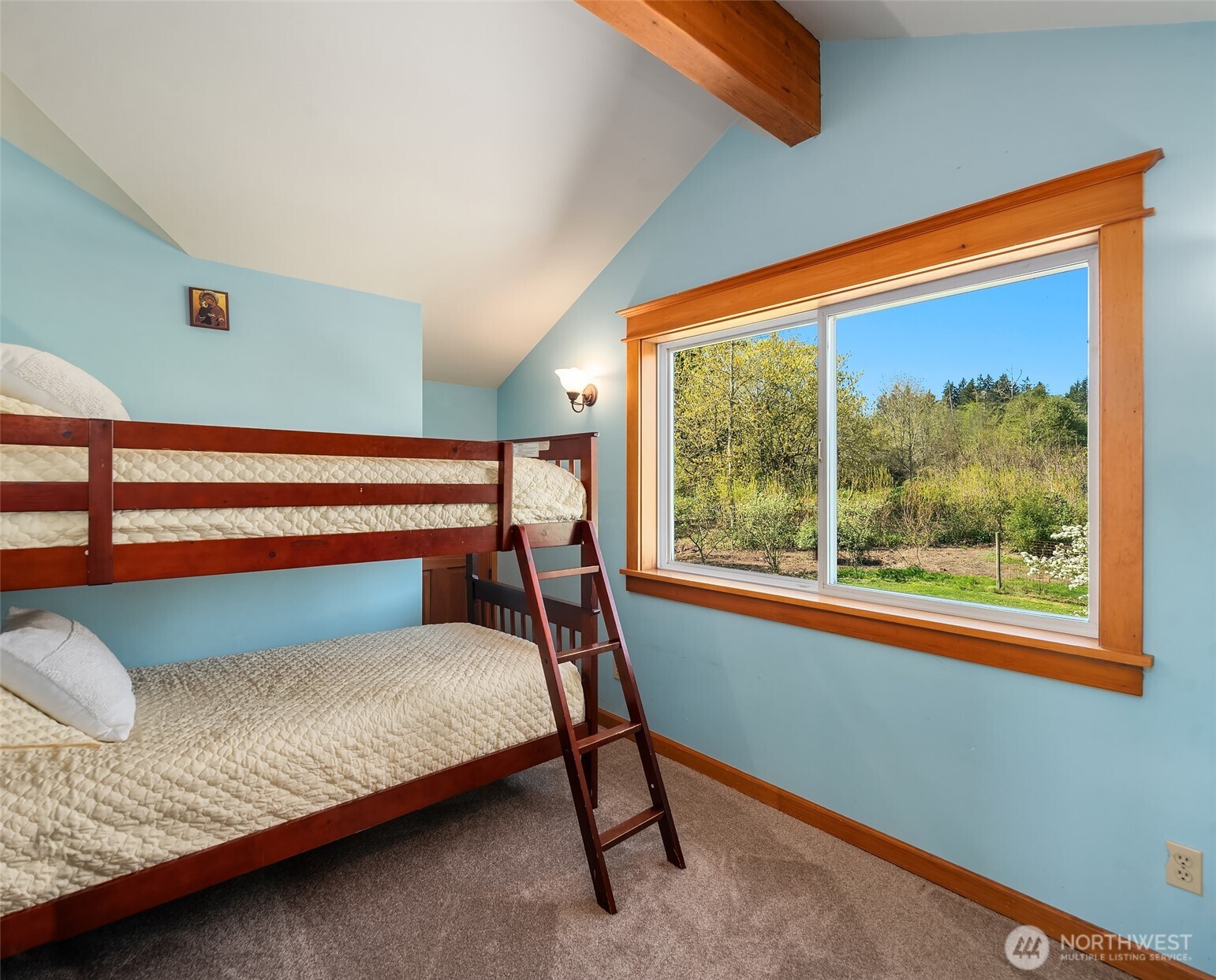 23419 107th Avenue SW, Vashon, WA 98070