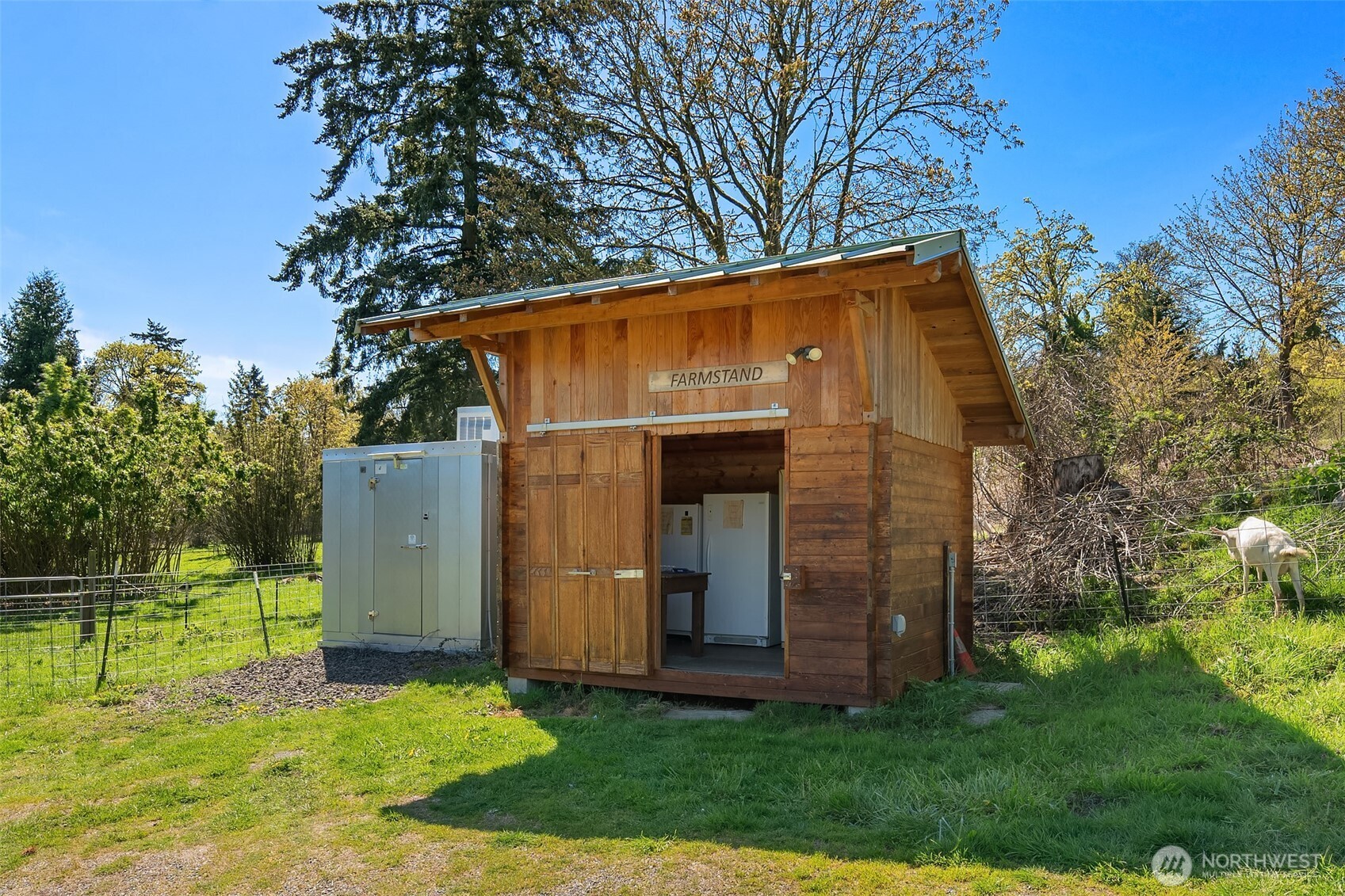 23419 107th Avenue SW, Vashon, WA 98070