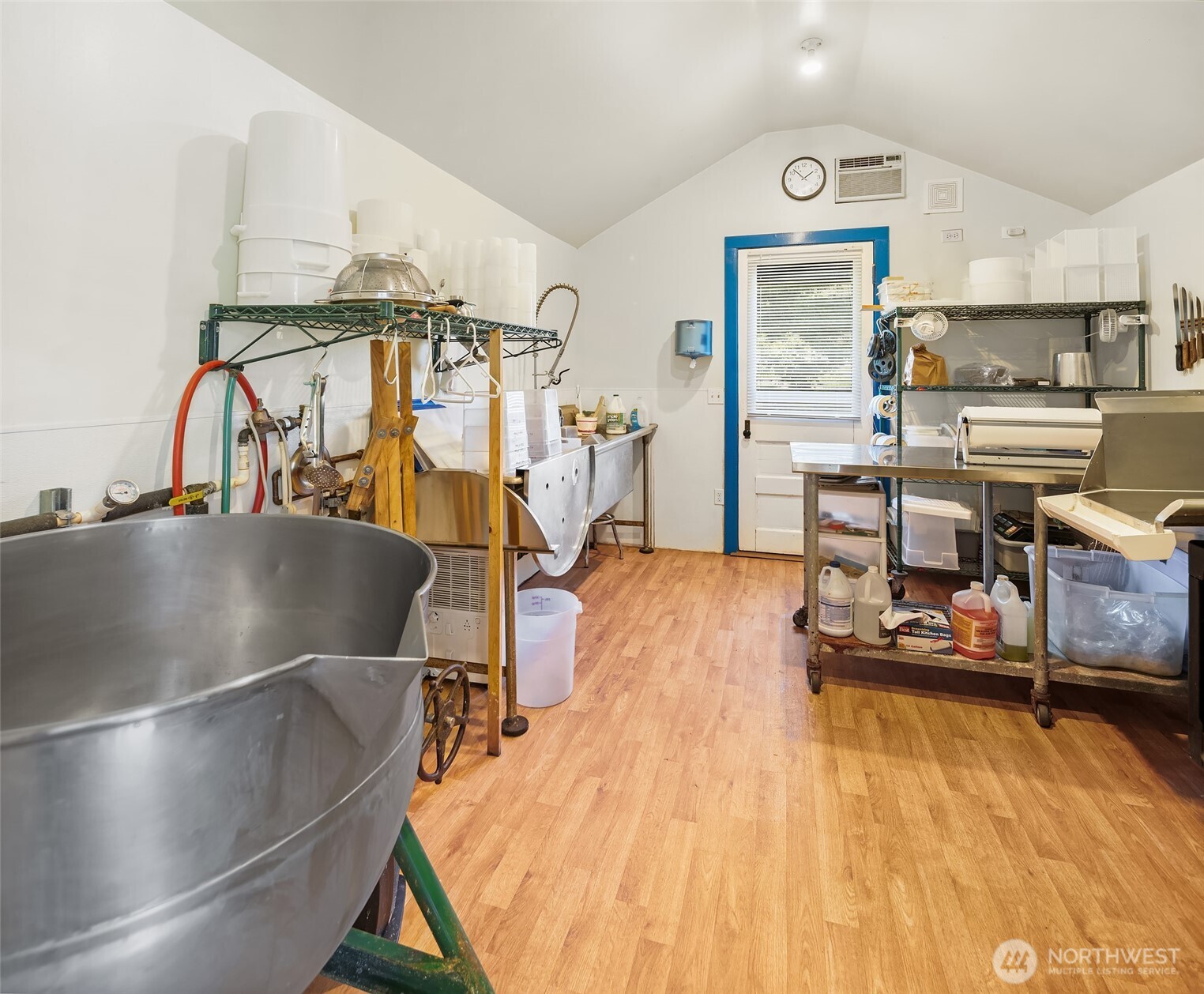 23419 107th Avenue SW, Vashon, WA 98070