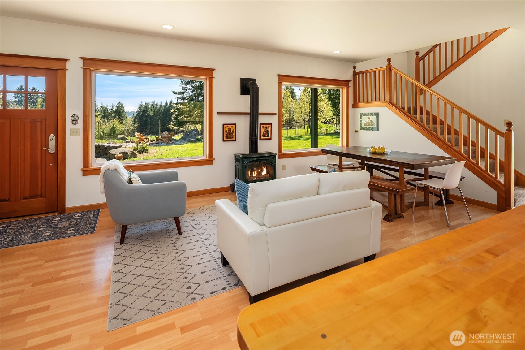 23419 107th Avenue SW, Vashon, WA 98070