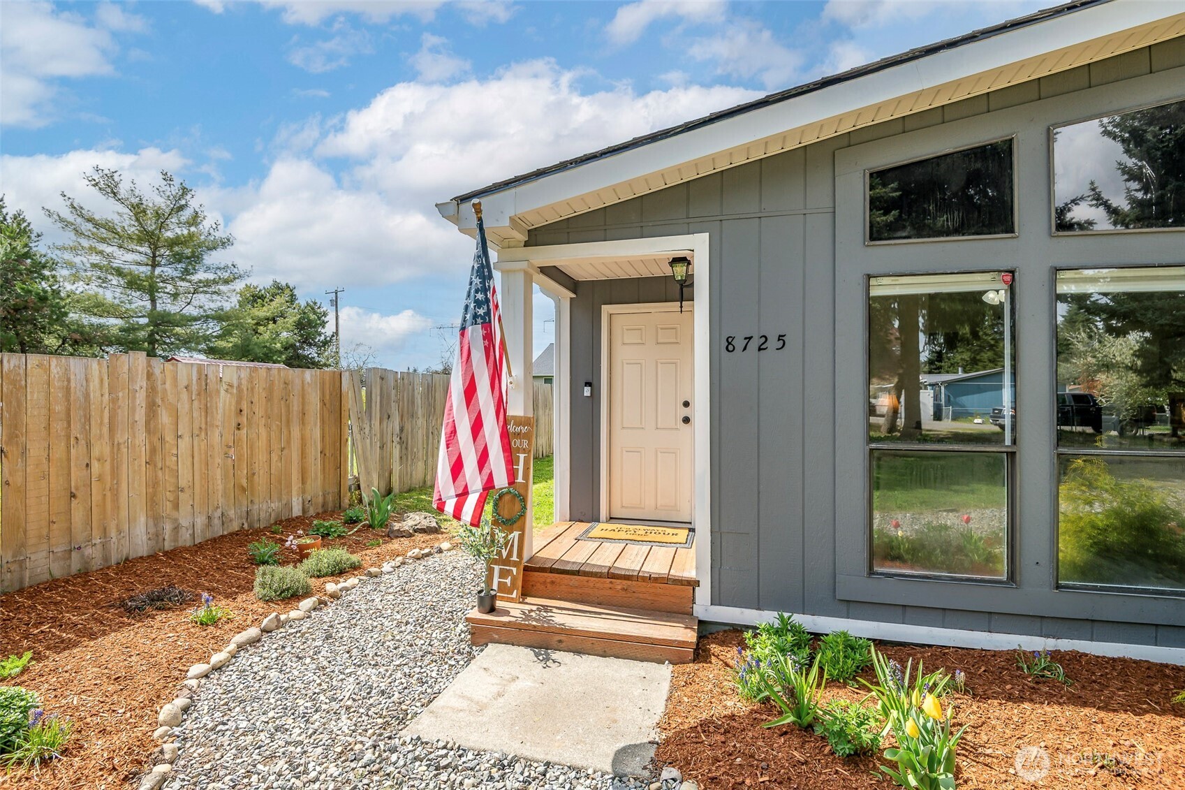 8725 Pepperidge Lane SE, Yelm, WA 98597