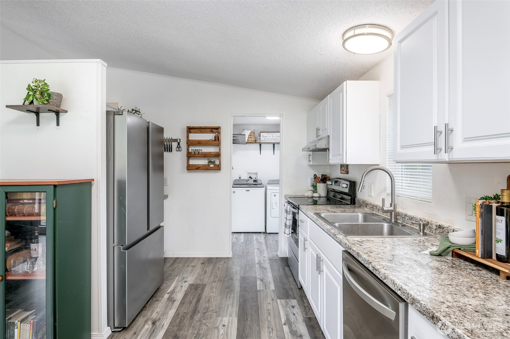 8725 Pepperidge Lane SE, Yelm, WA 98597