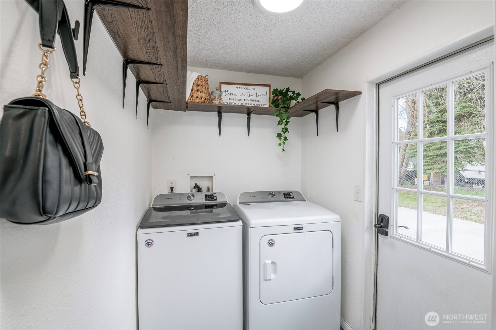 8725 Pepperidge Lane SE, Yelm, WA 98597