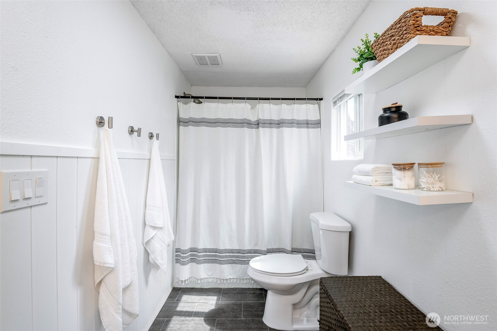 8725 Pepperidge Lane SE, Yelm, WA 98597