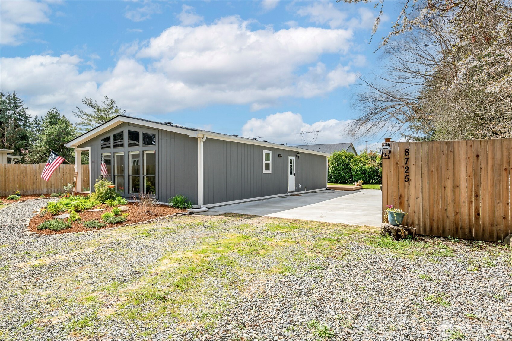 8725 Pepperidge Lane SE, Yelm, WA 98597