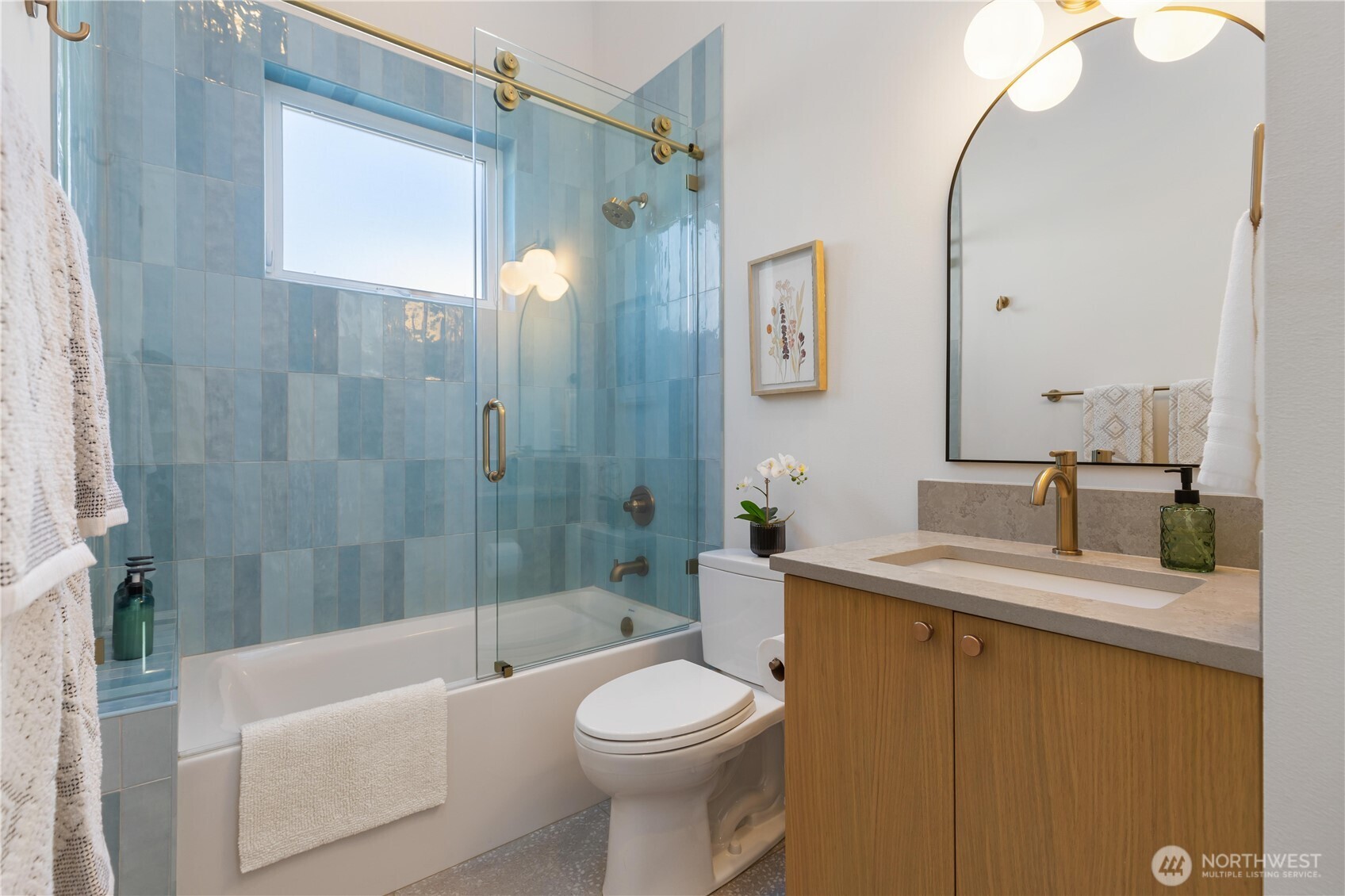 10039 13th Avenue NW, Seattle, WA 98177