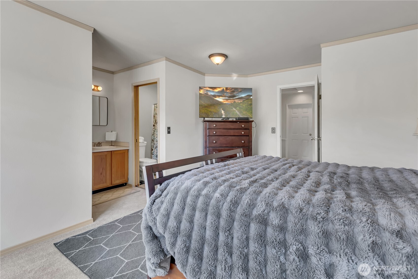 615 Chicago Boulevard S, Pacific, WA 98047