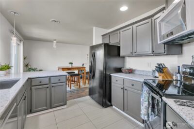 615 Chicago Boulevard S, Pacific, WA 98047 - Photo 7