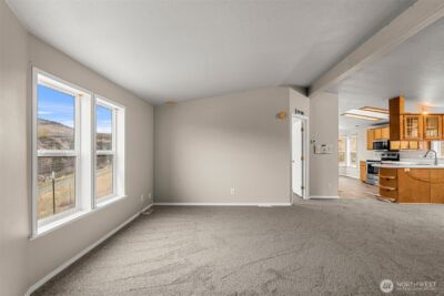3570 Pinnacle Place , Wenatchee, WA 98801 - Photo 13