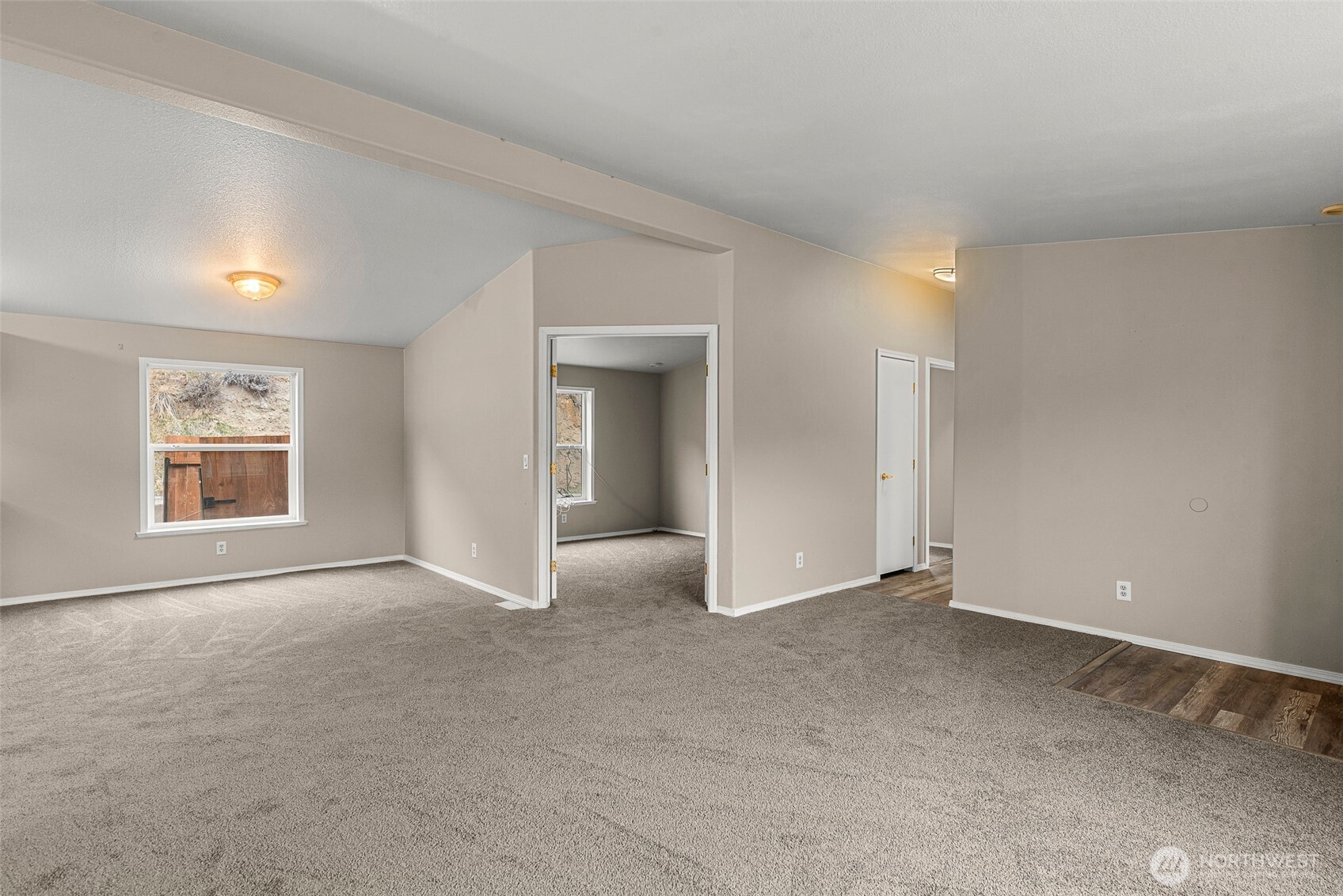 3570 Pinnacle Place , Wenatchee, WA 98801