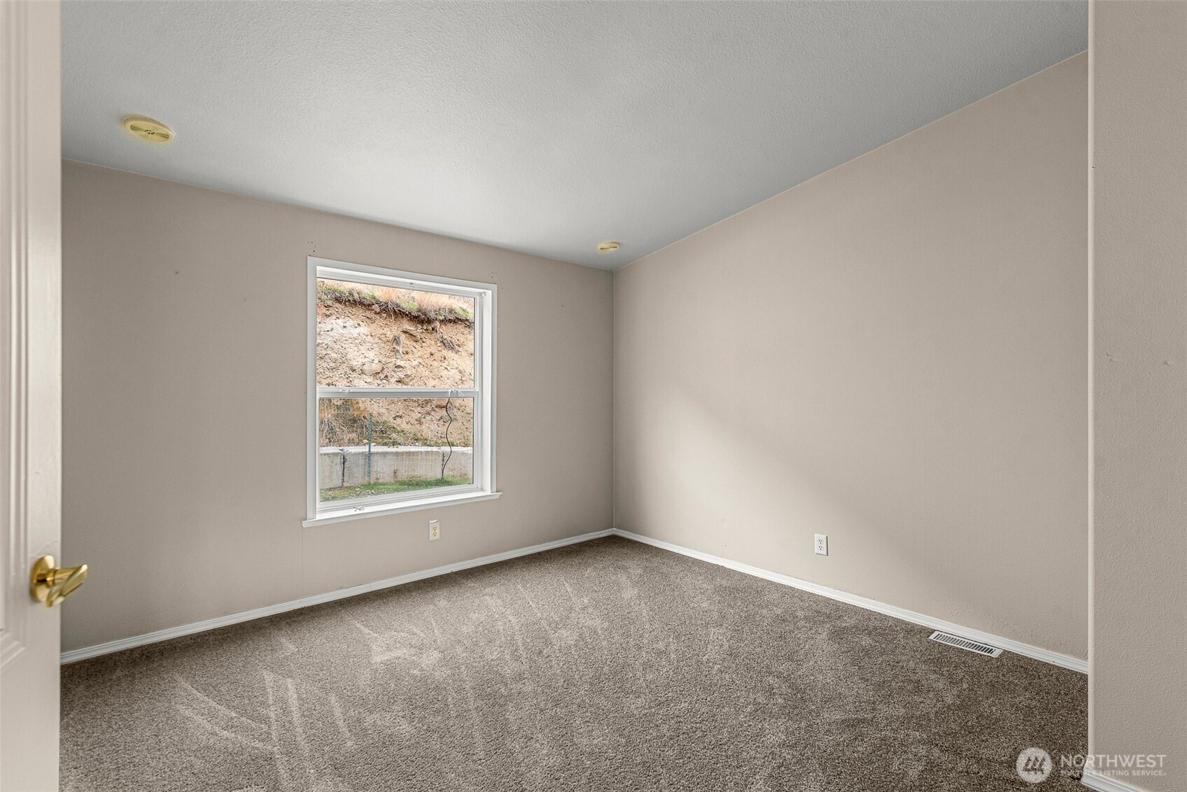 3570 Pinnacle Place , Wenatchee, WA 98801