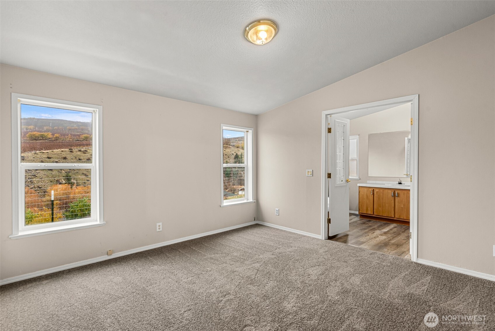 3570 Pinnacle Place , Wenatchee, WA 98801