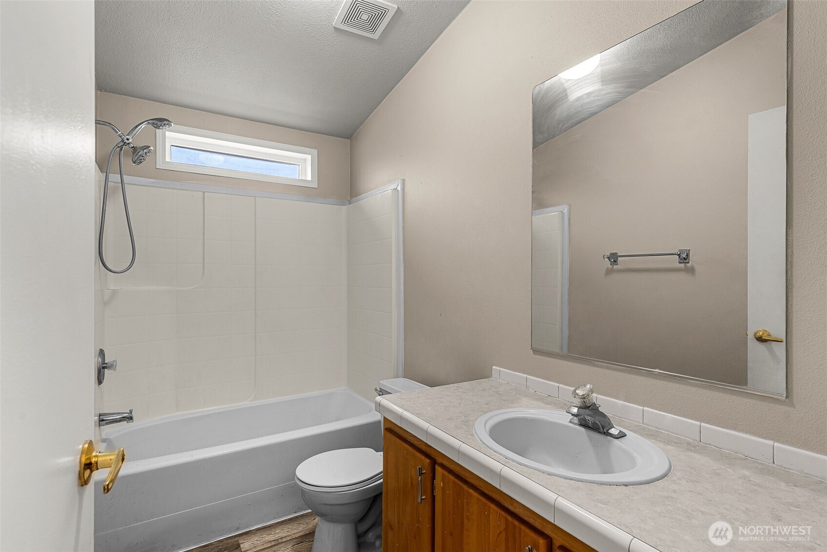 3570 Pinnacle Place , Wenatchee, WA 98801