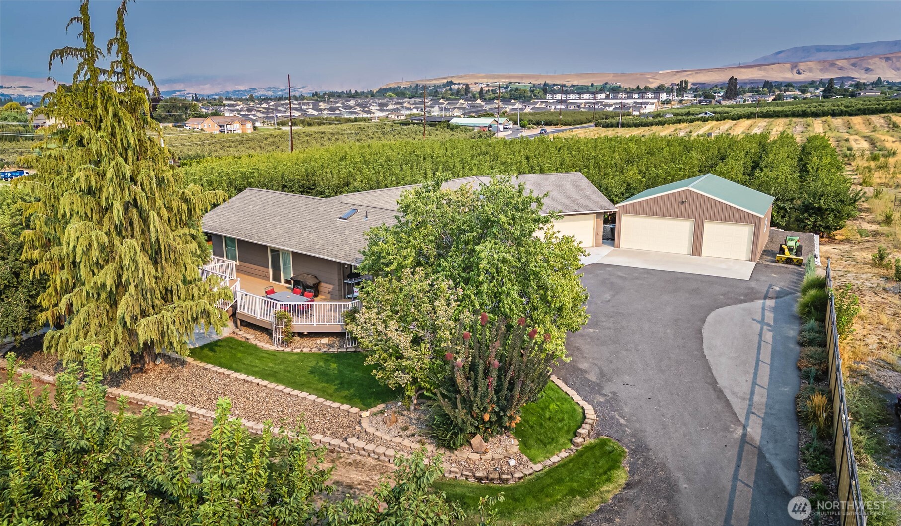2545 6th SE, East Wenatchee, WA 98802