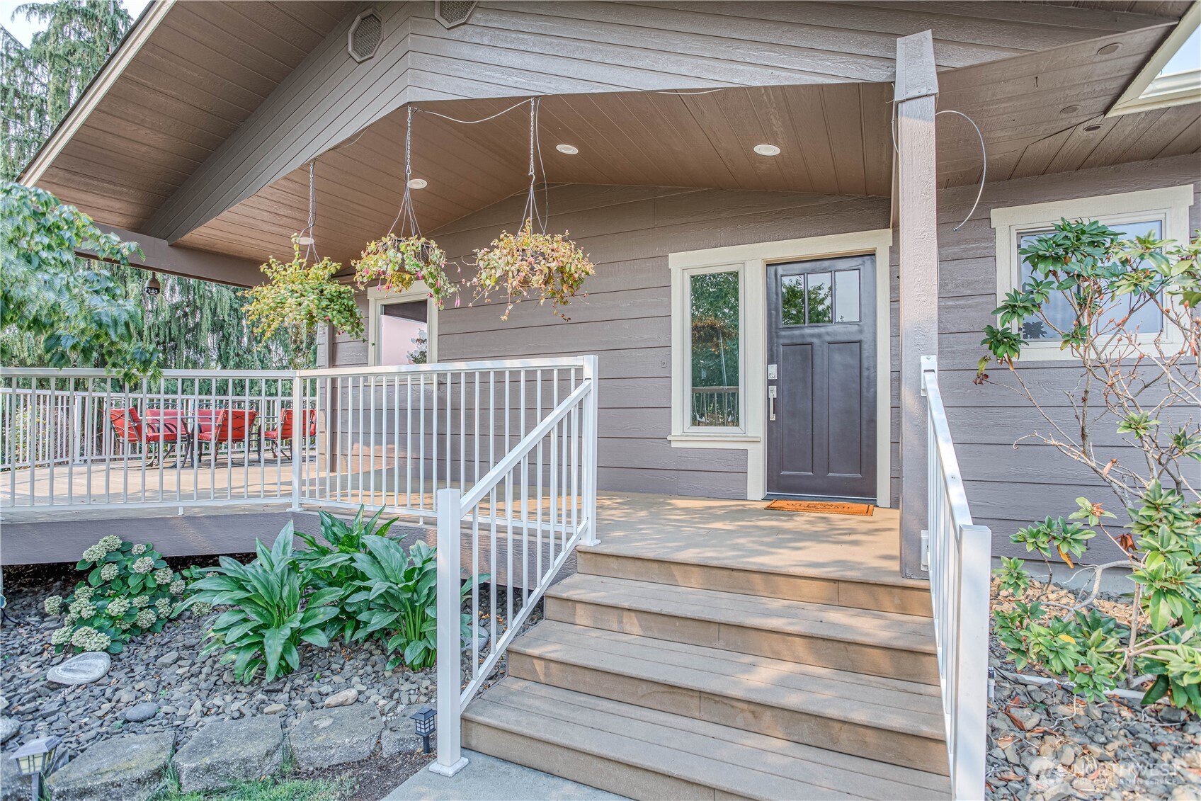 2545 6th SE, East Wenatchee, WA 98802
