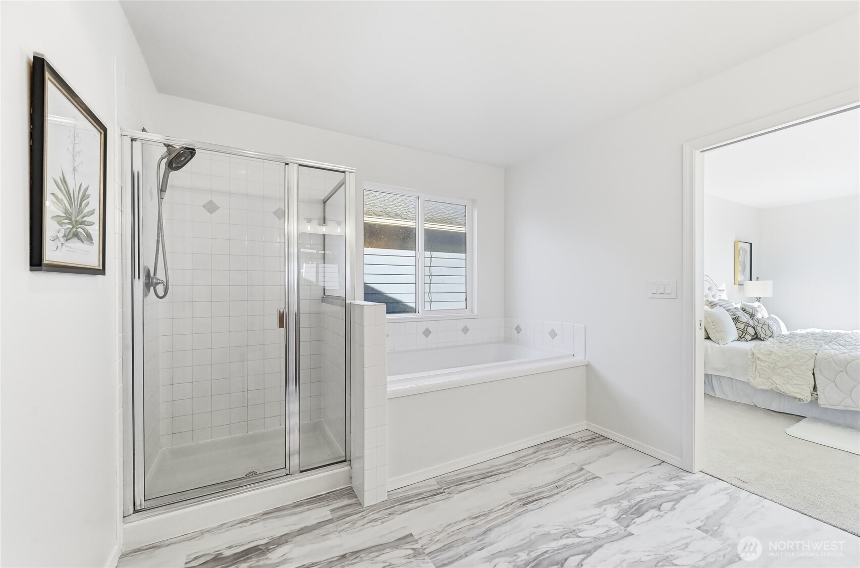 19440 77th Place NE, Kenmore, WA 98028