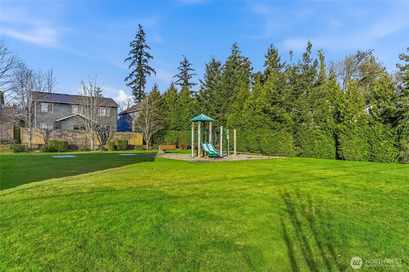 19440 77th Place NE, Kenmore, WA 98028