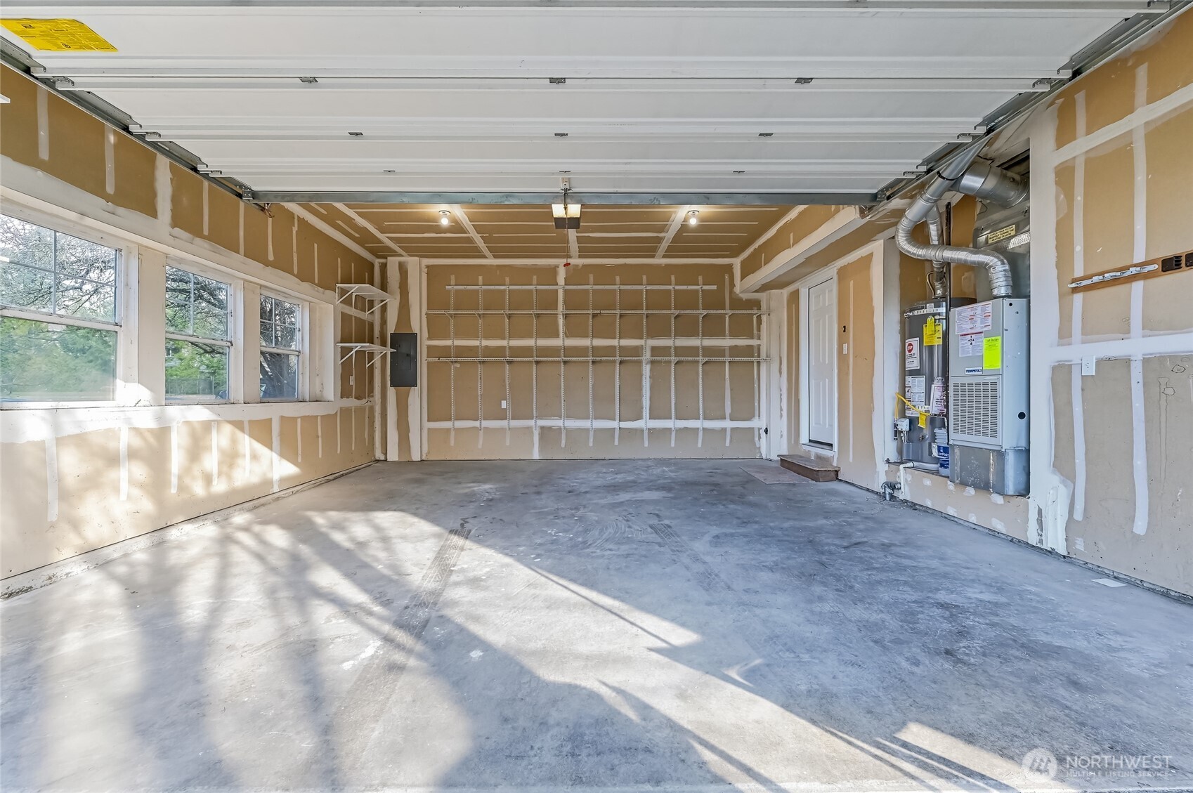 19440 77th Place NE, Kenmore, WA 98028