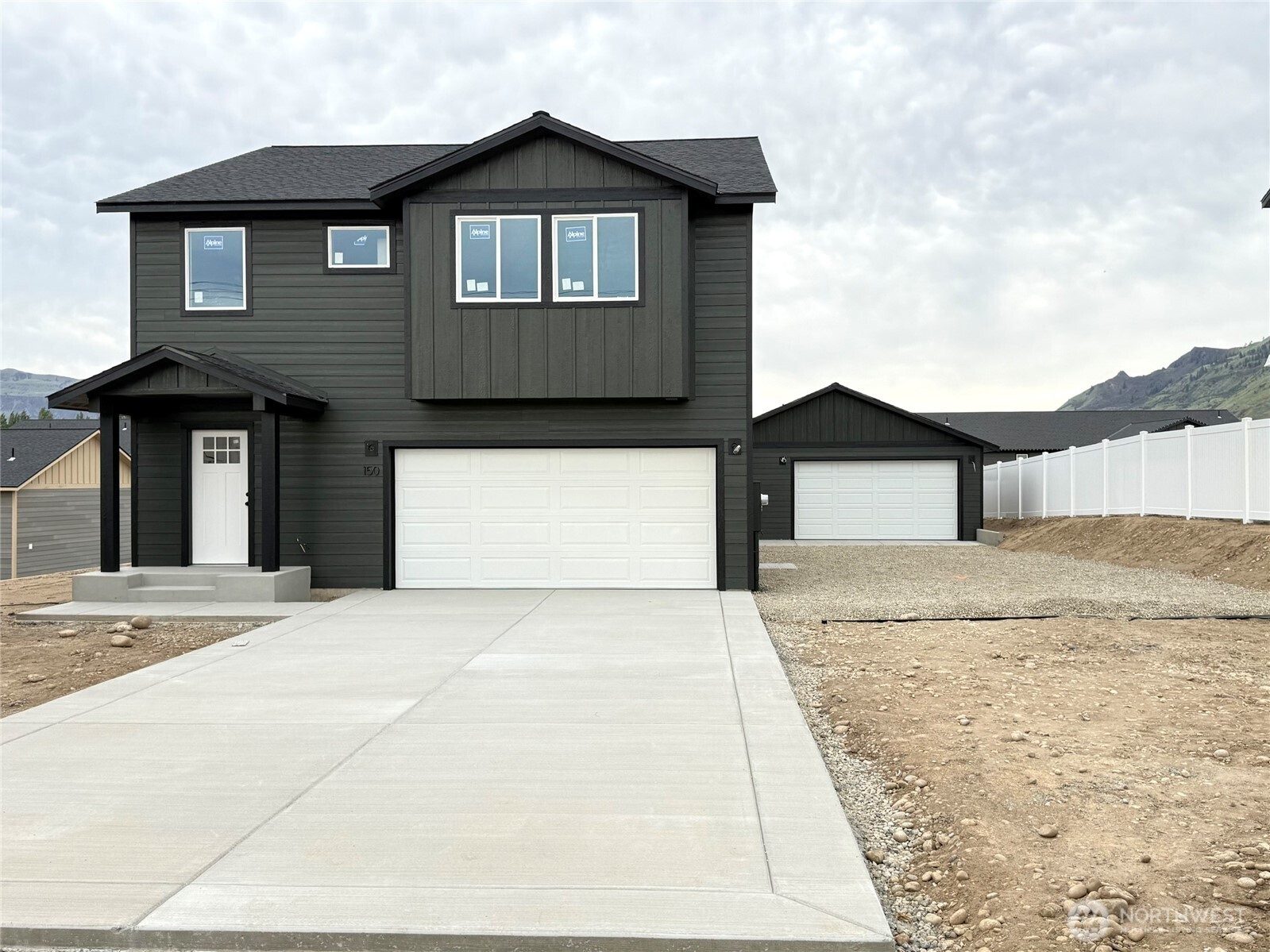 150 Juanita Way , Malaga, WA 98828