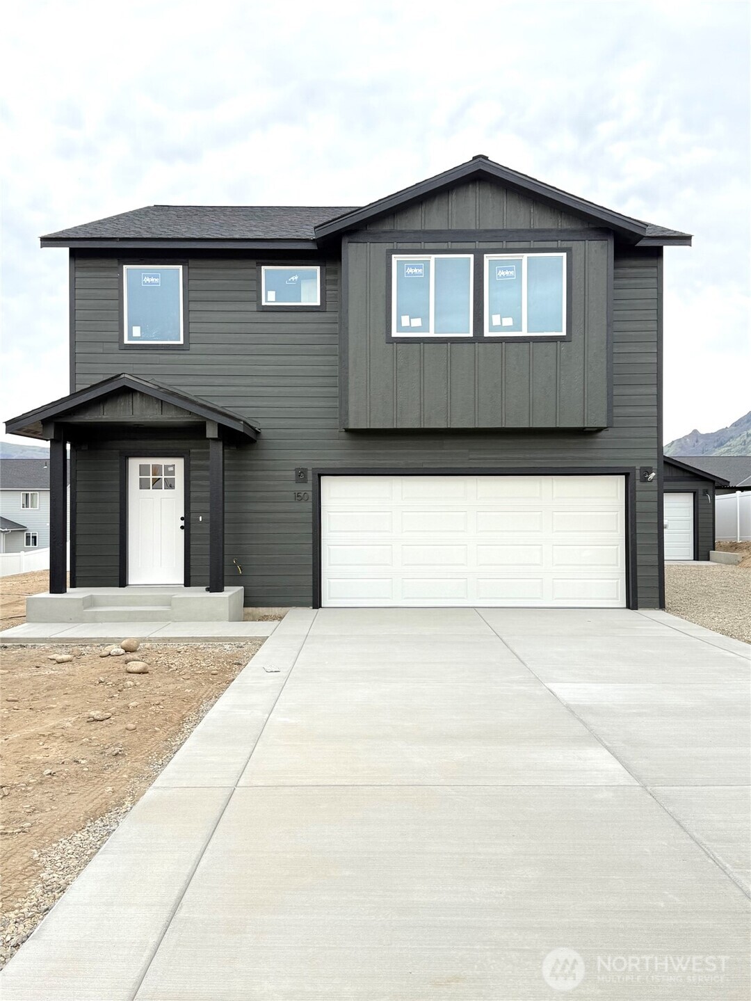 150 Juanita Way , Malaga, WA 98828