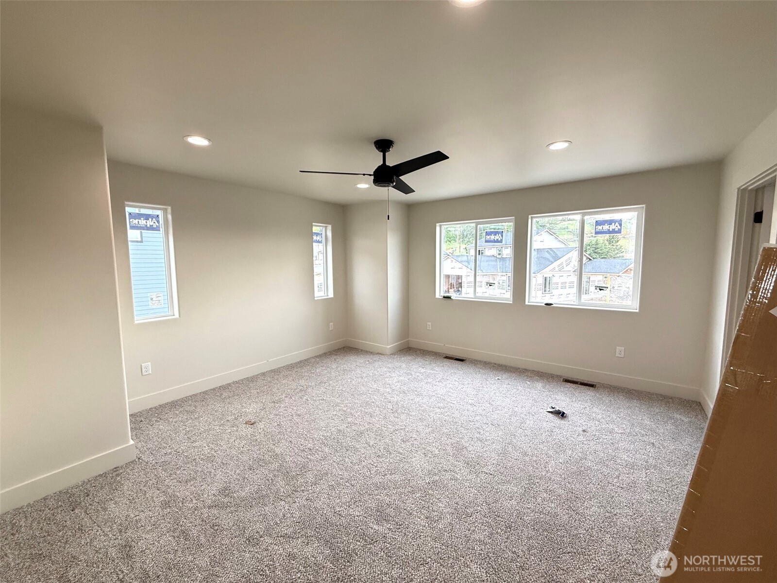 150 Juanita Way , Malaga, WA 98828