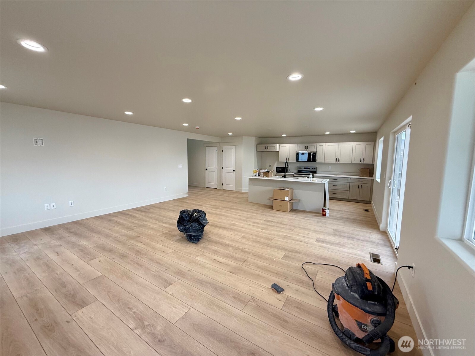 150 Juanita Way , Malaga, WA 98828