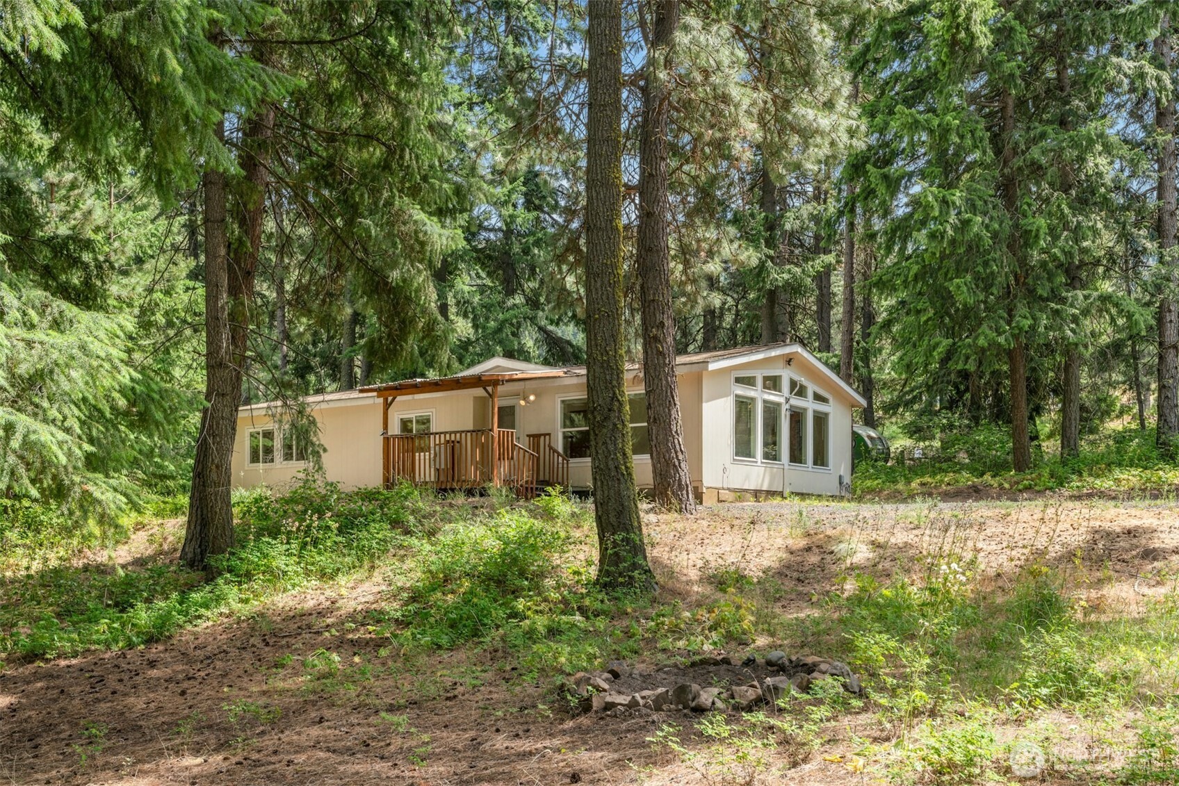 1810 Casassa Road , Cle Elum, WA 98922
