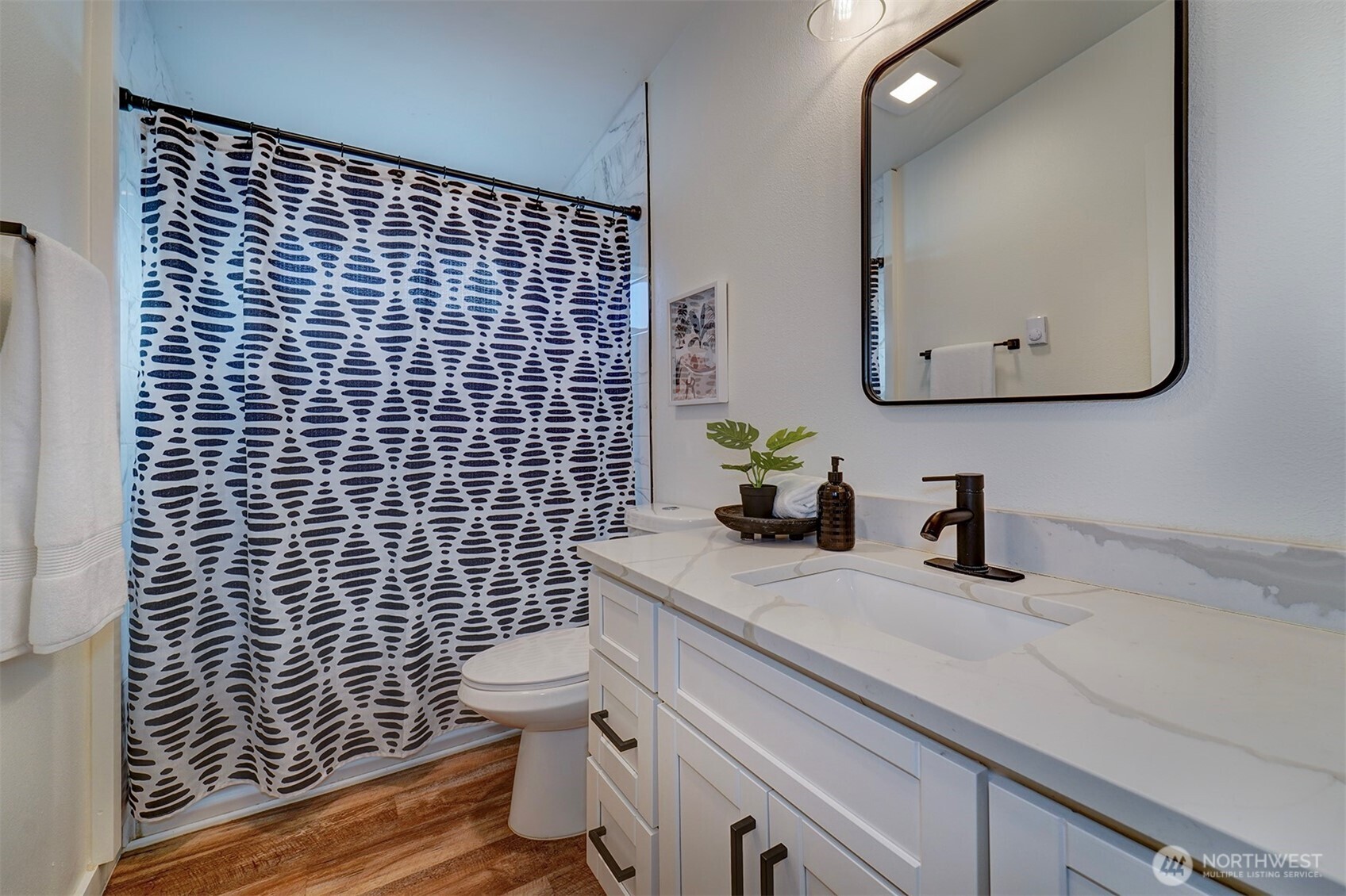 42 E Mossflower Lane , Grapeview, WA 98546