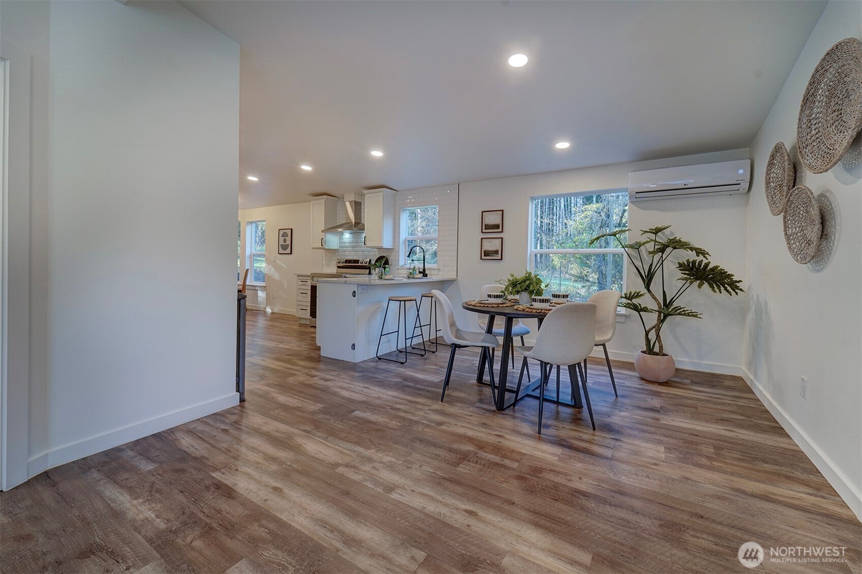 42 E Mossflower Lane , Grapeview, WA 98546