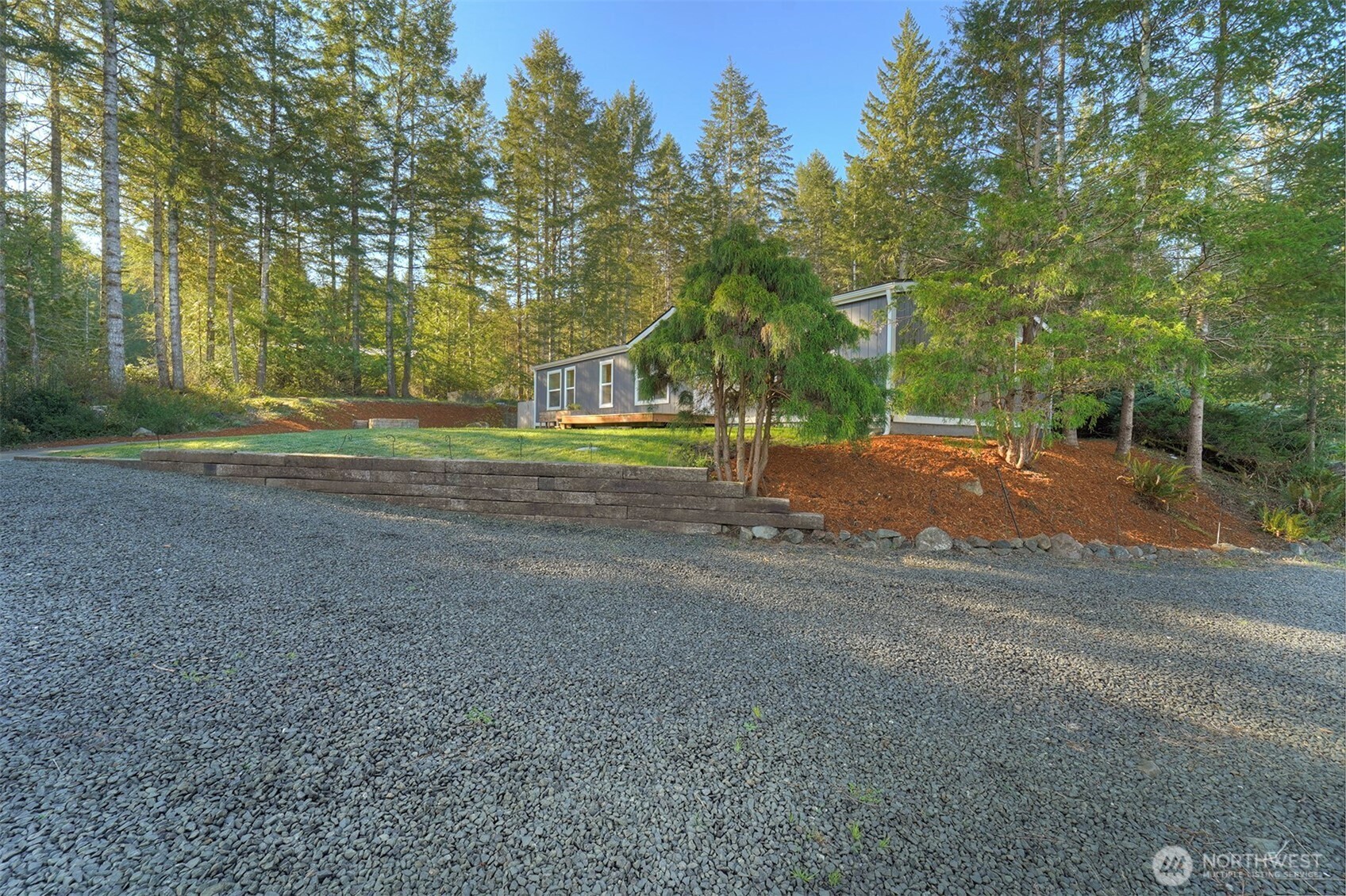 42 E Mossflower Lane , Grapeview, WA 98546