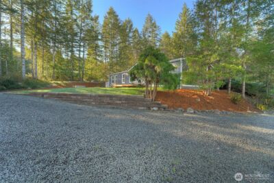 42 E Mossflower Lane , Grapeview, WA 98546 - Photo 3