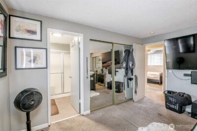707 Alvord Avenue N, Kent, WA 98031 - Photo 11