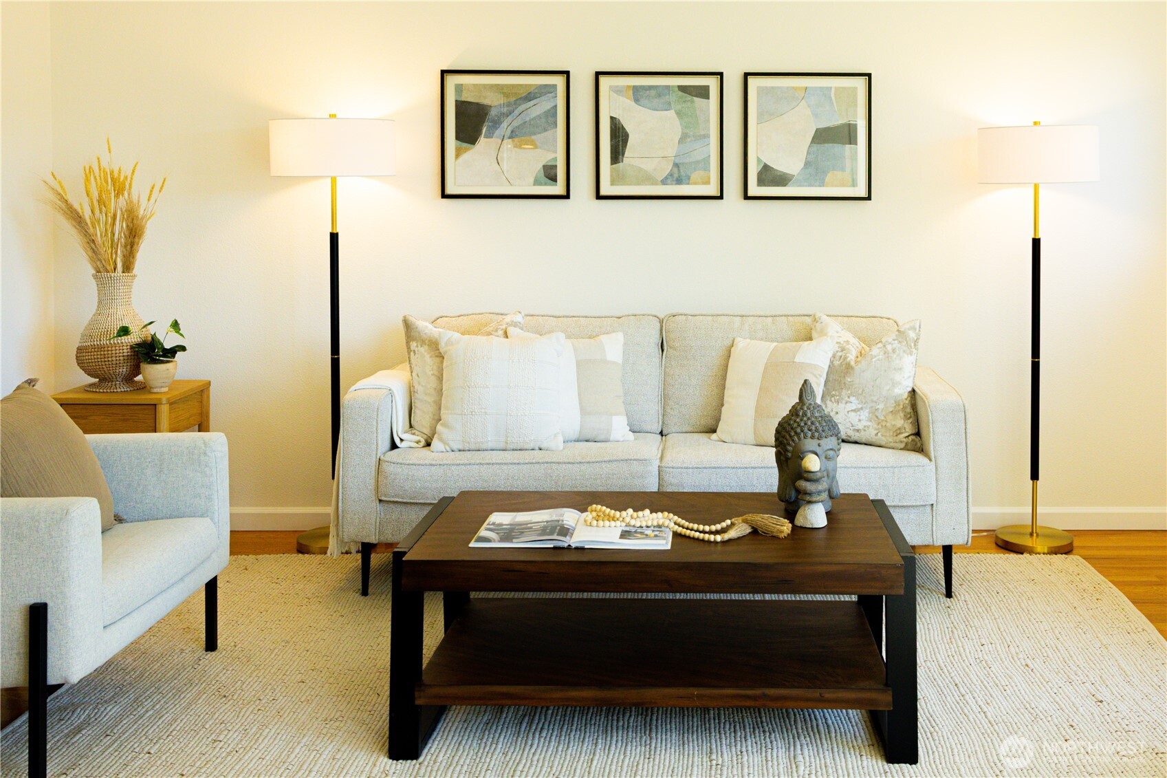 3425 21st Avenue W #A, Seattle, WA 98199