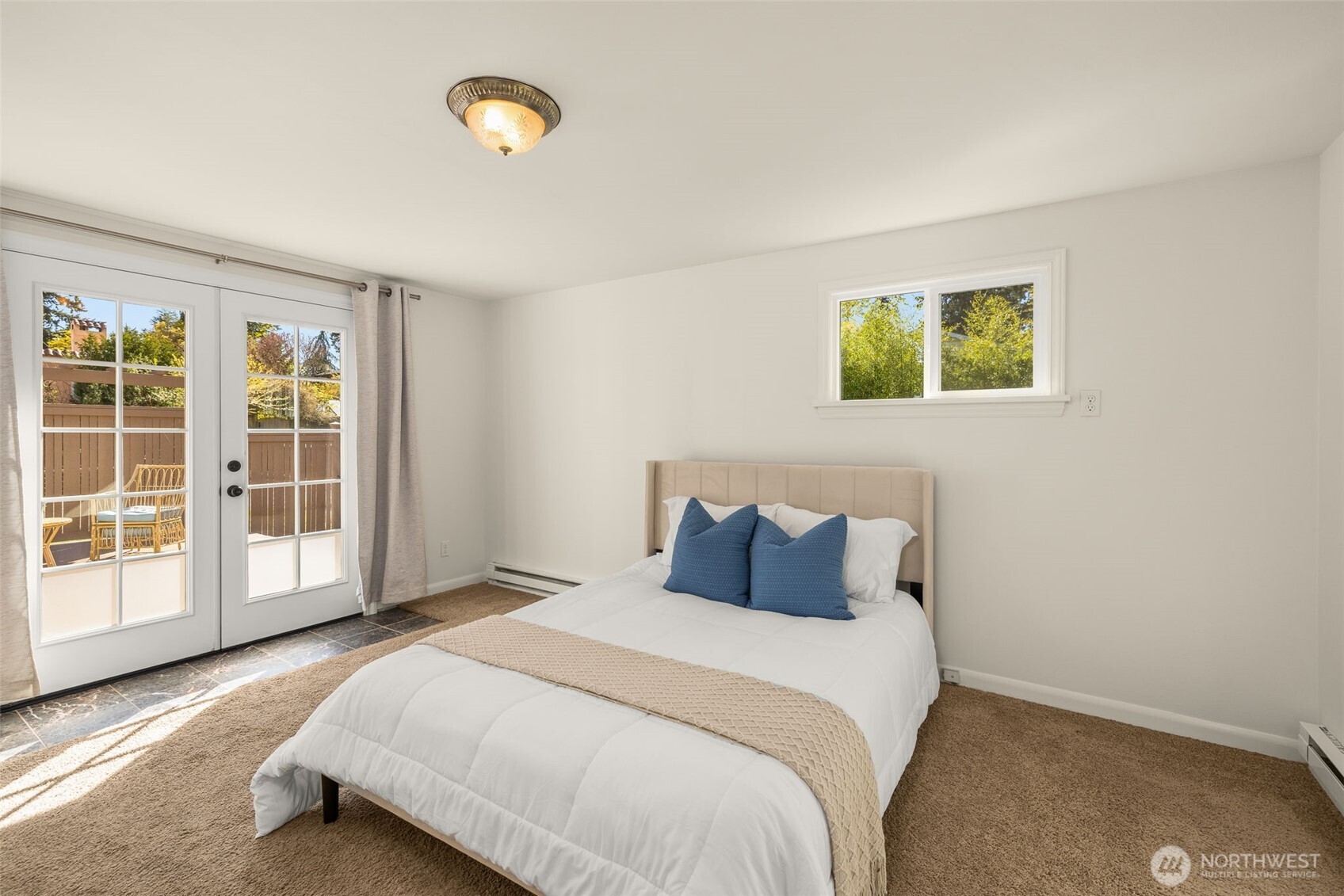 13703 Palatine Avenue N, Seattle, WA 98133