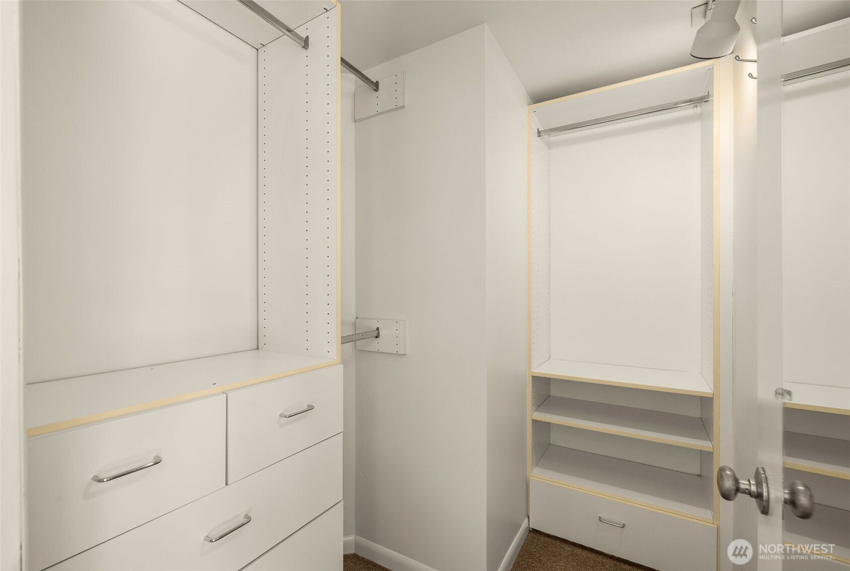 13703 Palatine Avenue N, Seattle, WA 98133