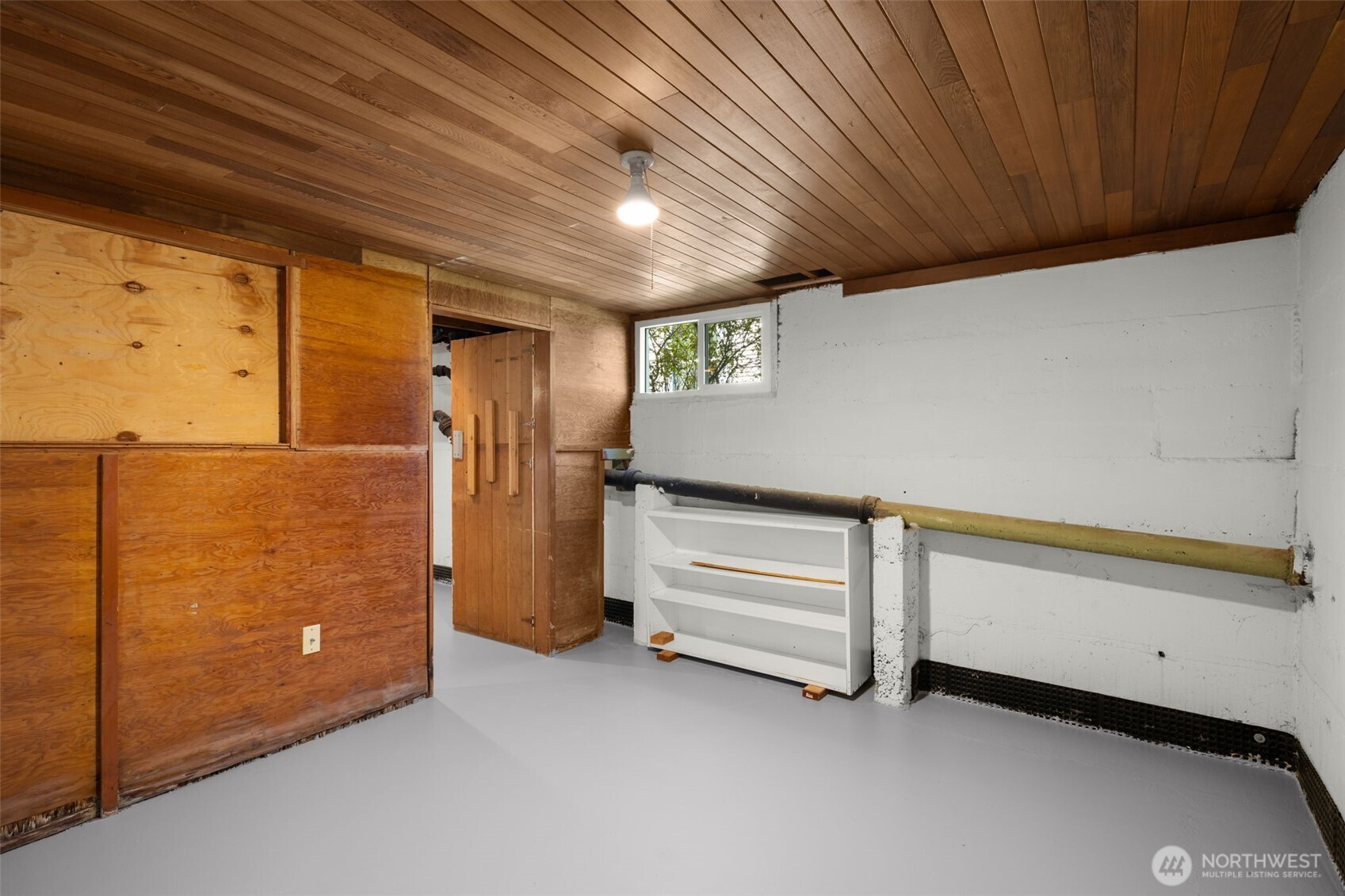 13703 Palatine Avenue N, Seattle, WA 98133