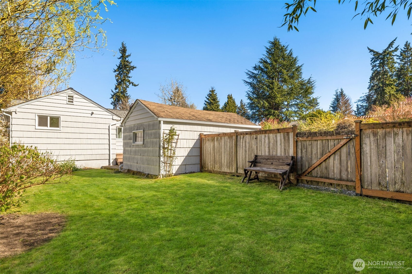 13703 Palatine Avenue N, Seattle, WA 98133