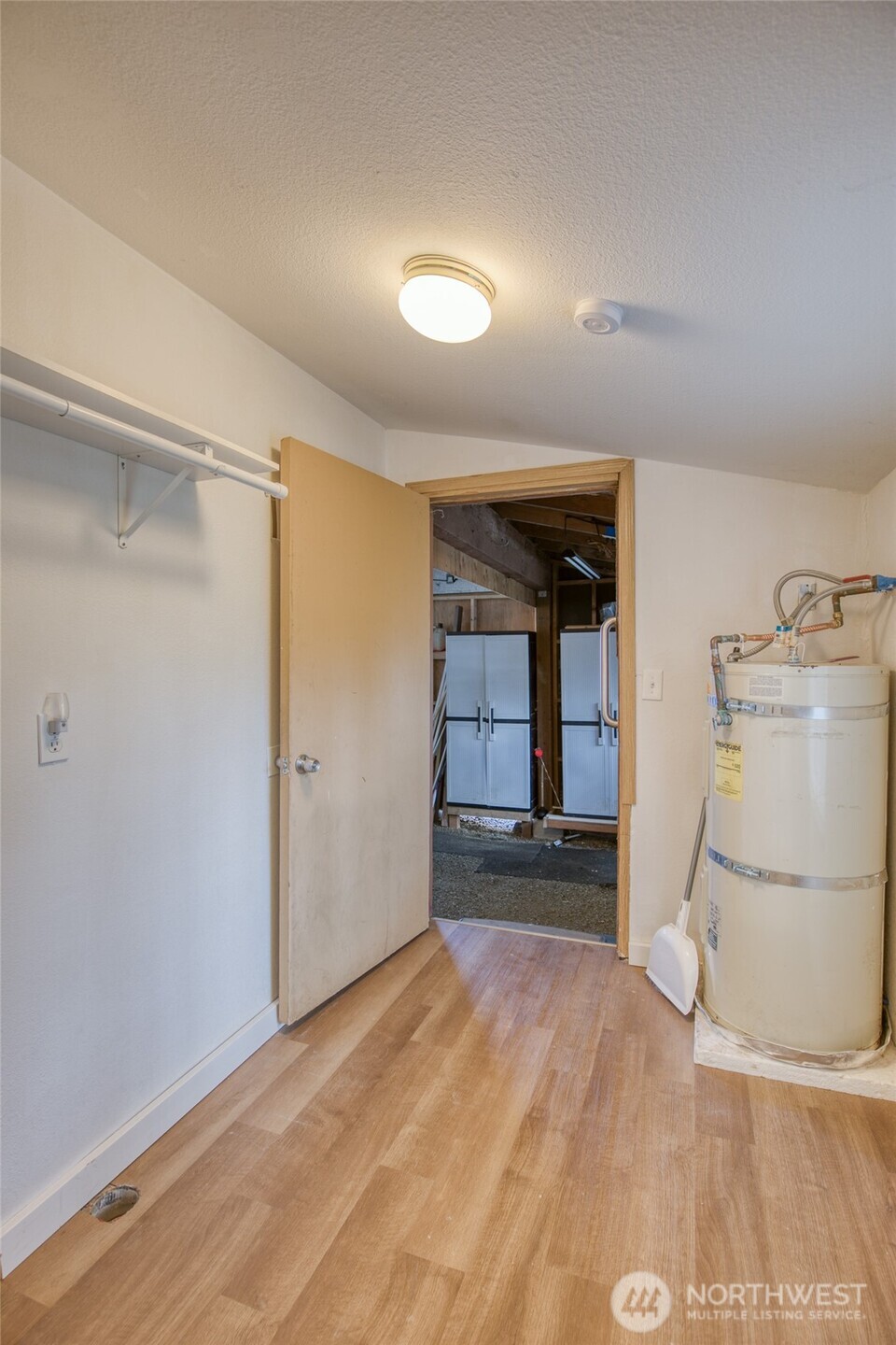 552 Puffin Avenue NE, Ocean Shores, WA 98569