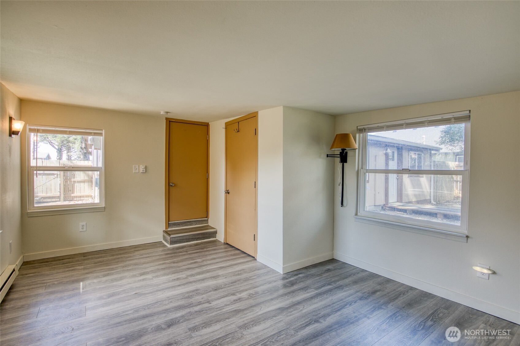 552 Puffin Avenue NE, Ocean Shores, WA 98569