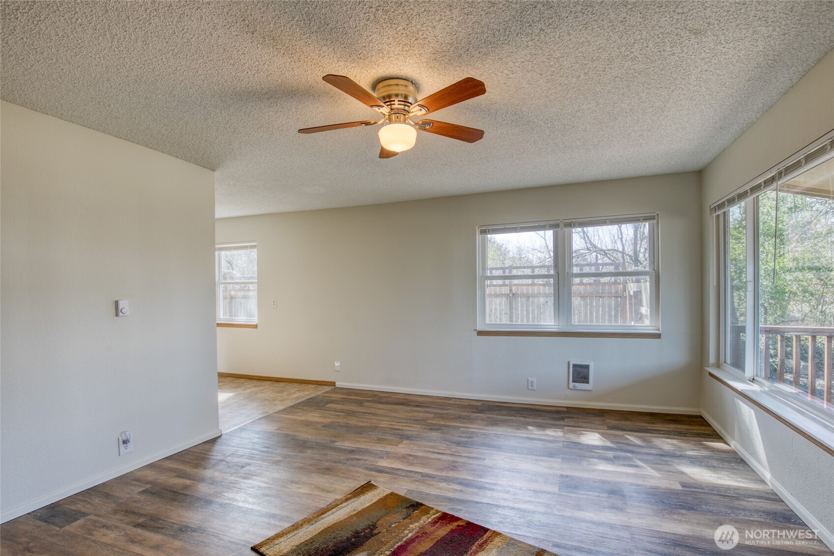 552 Puffin Avenue NE, Ocean Shores, WA 98569