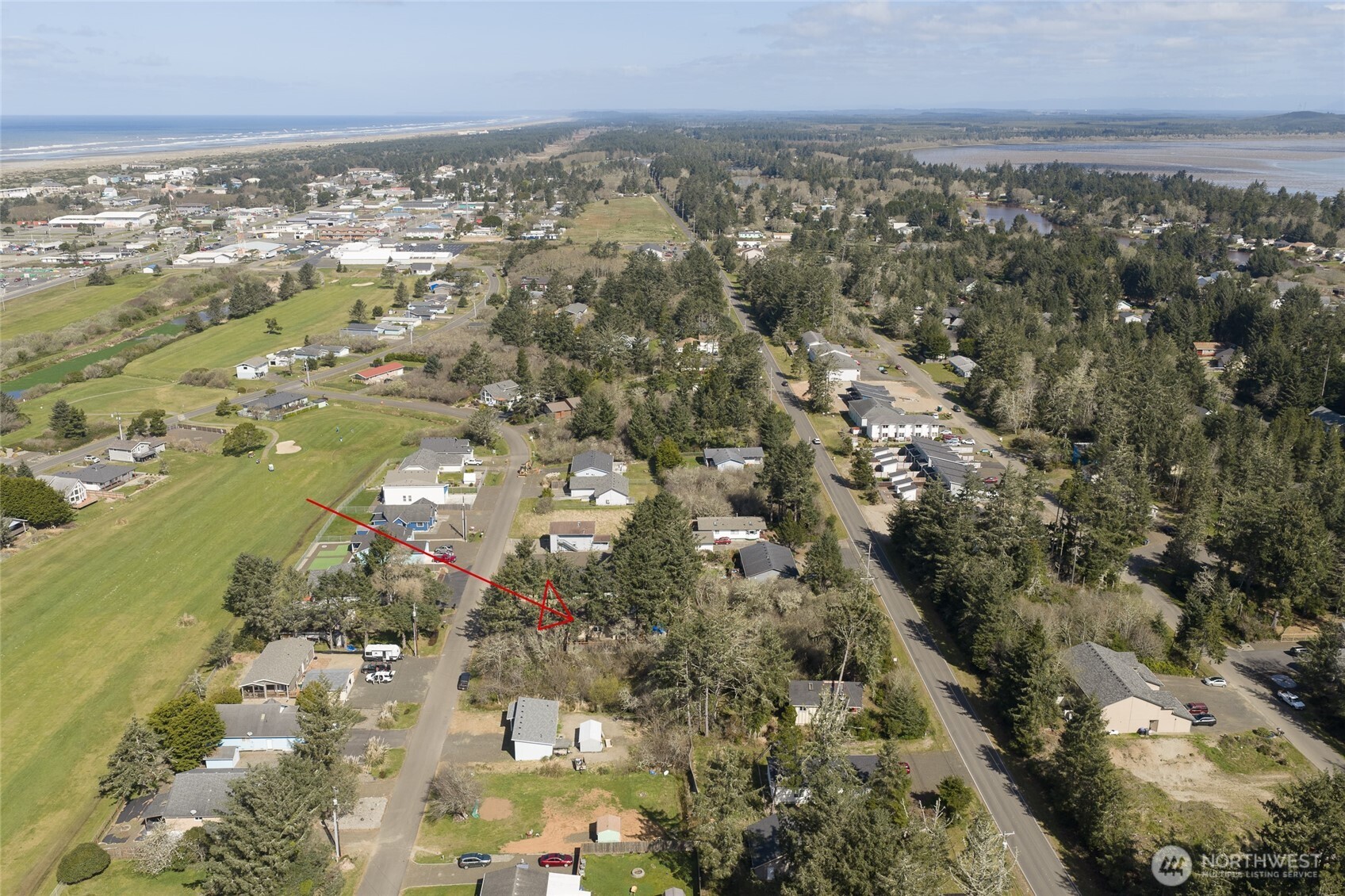 552 Puffin Avenue NE, Ocean Shores, WA 98569