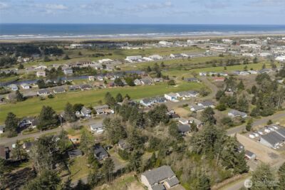 552 Puffin Avenue NE, Ocean Shores, WA 98569 - Photo 36