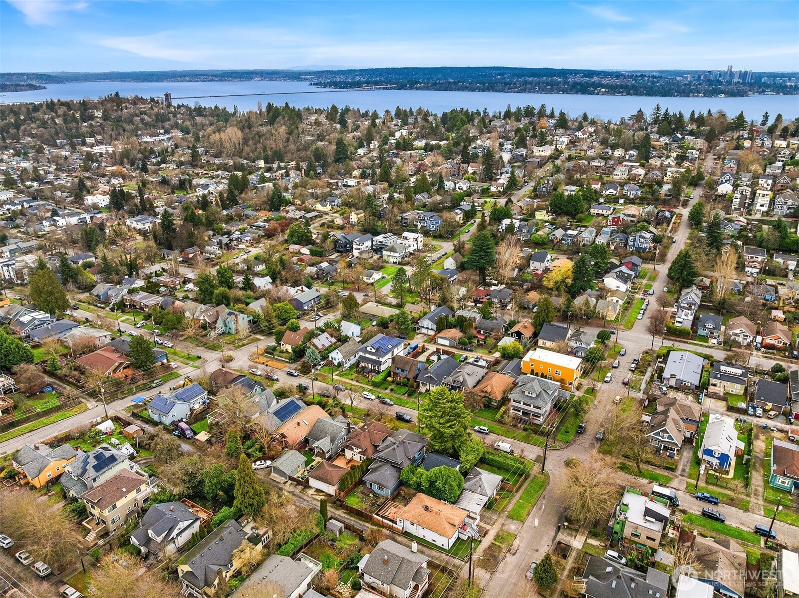 2614 E Pike Street , Seattle, WA 98122