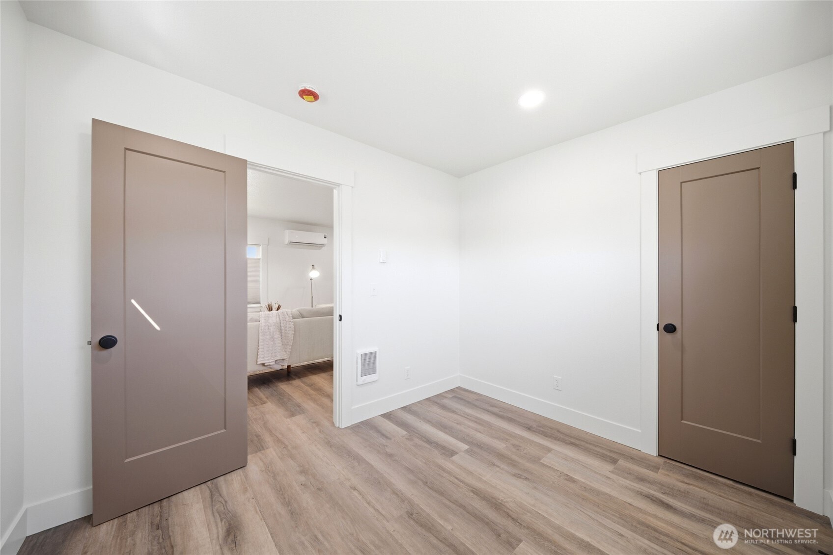 804 7th Avenue S, Kelso, WA 98626