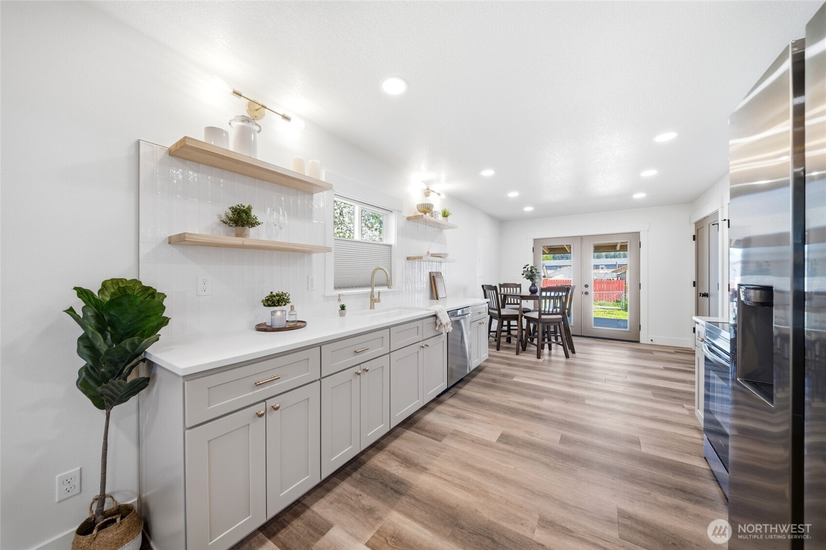 804 7th Avenue S, Kelso, WA 98626