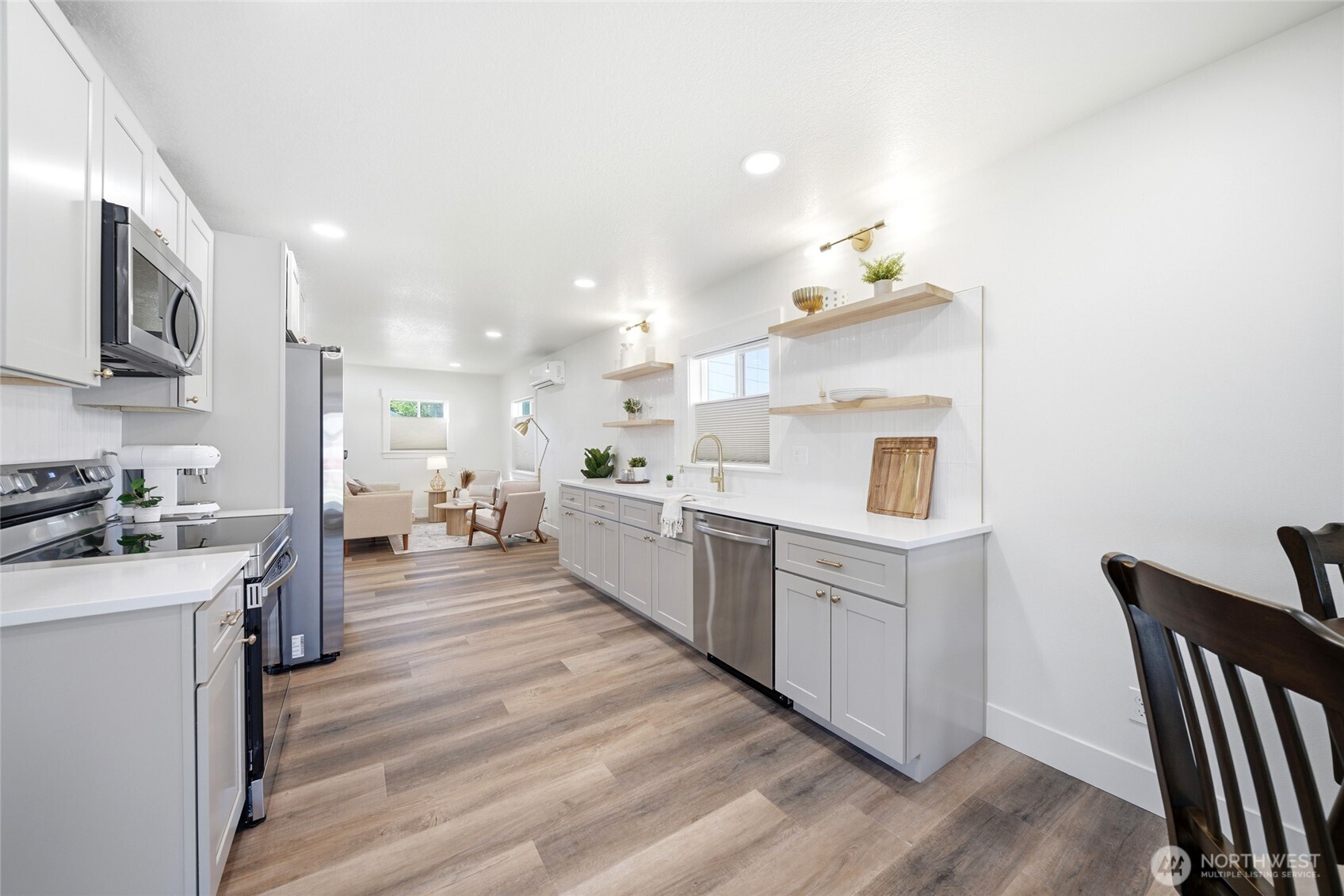 804 7th Avenue S, Kelso, WA 98626