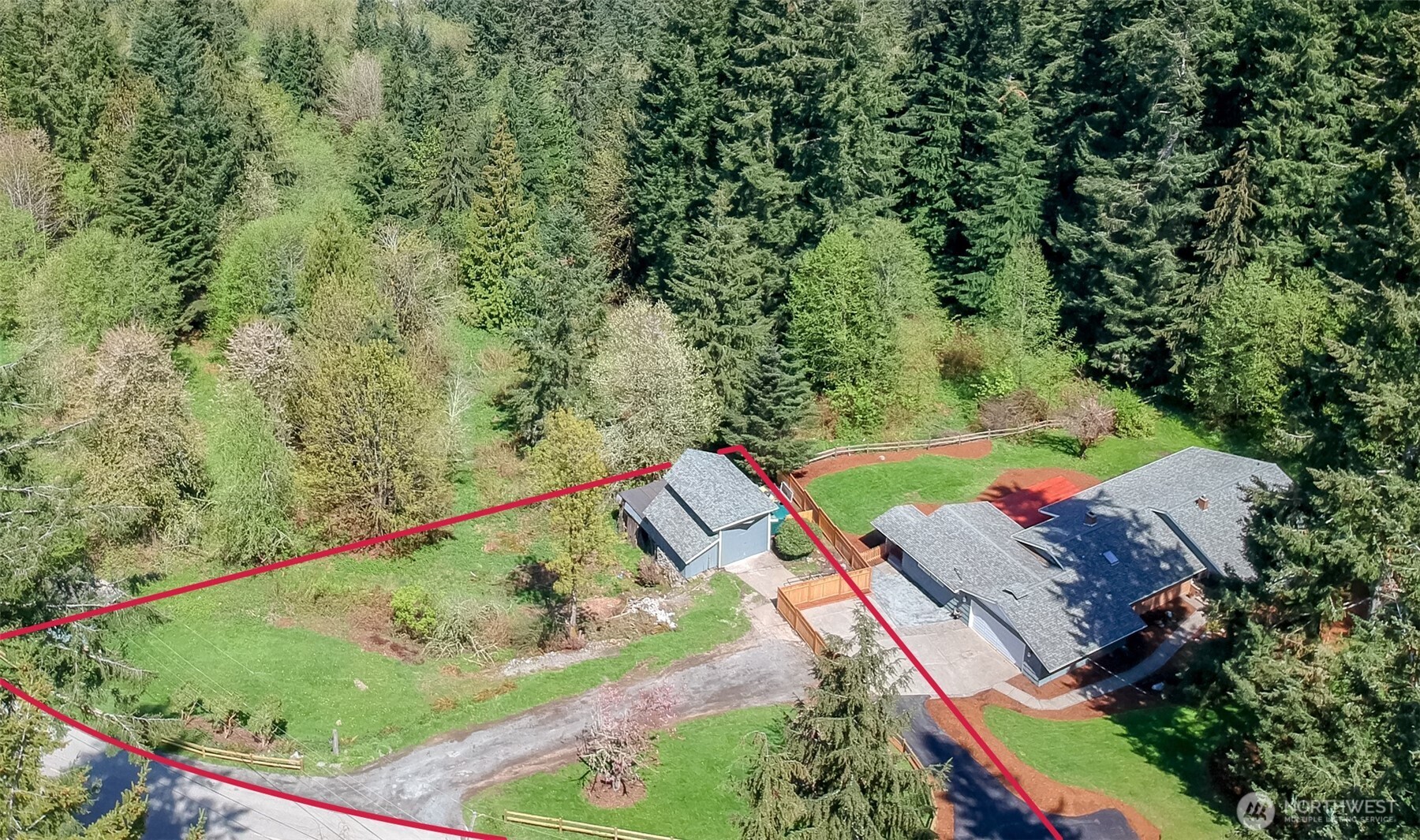 17600 SE Cougar Mountain Drive , Issaquah, WA 98027