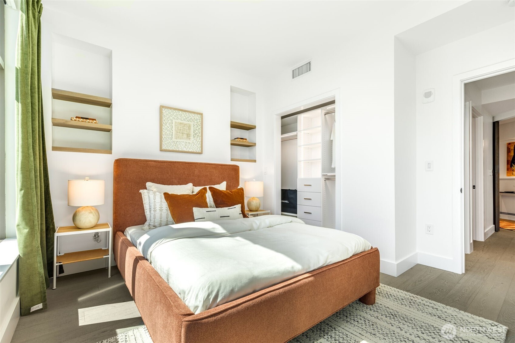 2033 2nd Avenue #1111, Seattle, WA 98121