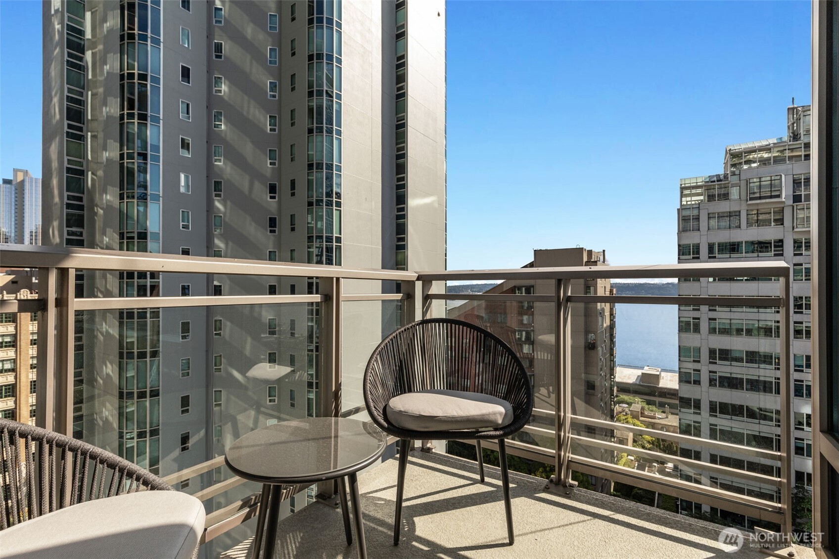 2033 2nd Avenue #1111, Seattle, WA 98121